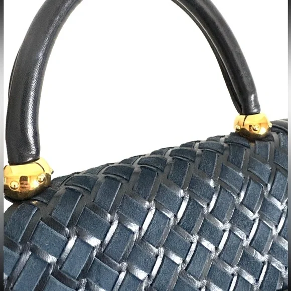 Vintage Bally top handle quilted leather navy Crossbody handbag from Japan - Picture 7 of 16